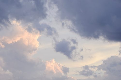 Photo Cloud-shaped lamp